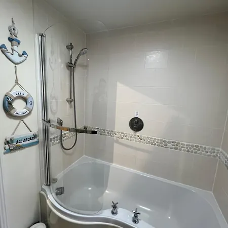 Seaglass, The Bay - Ground Floor Step Free Easy Access And Parking 파일리