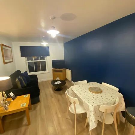 Seaglass, The Bay - Ground Floor Step Free Easy Access And Parking Filey