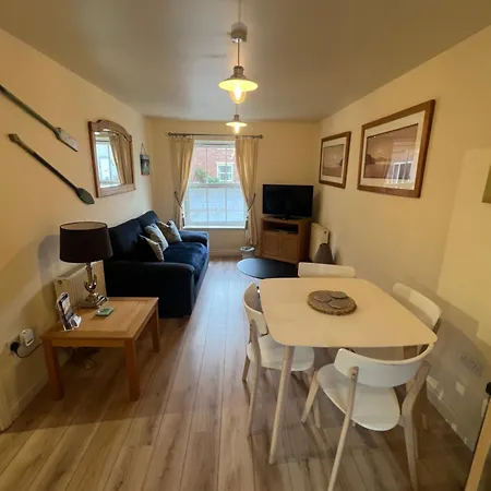 Seaglass, The Bay - Ground Floor Step Free Easy Access And Parking